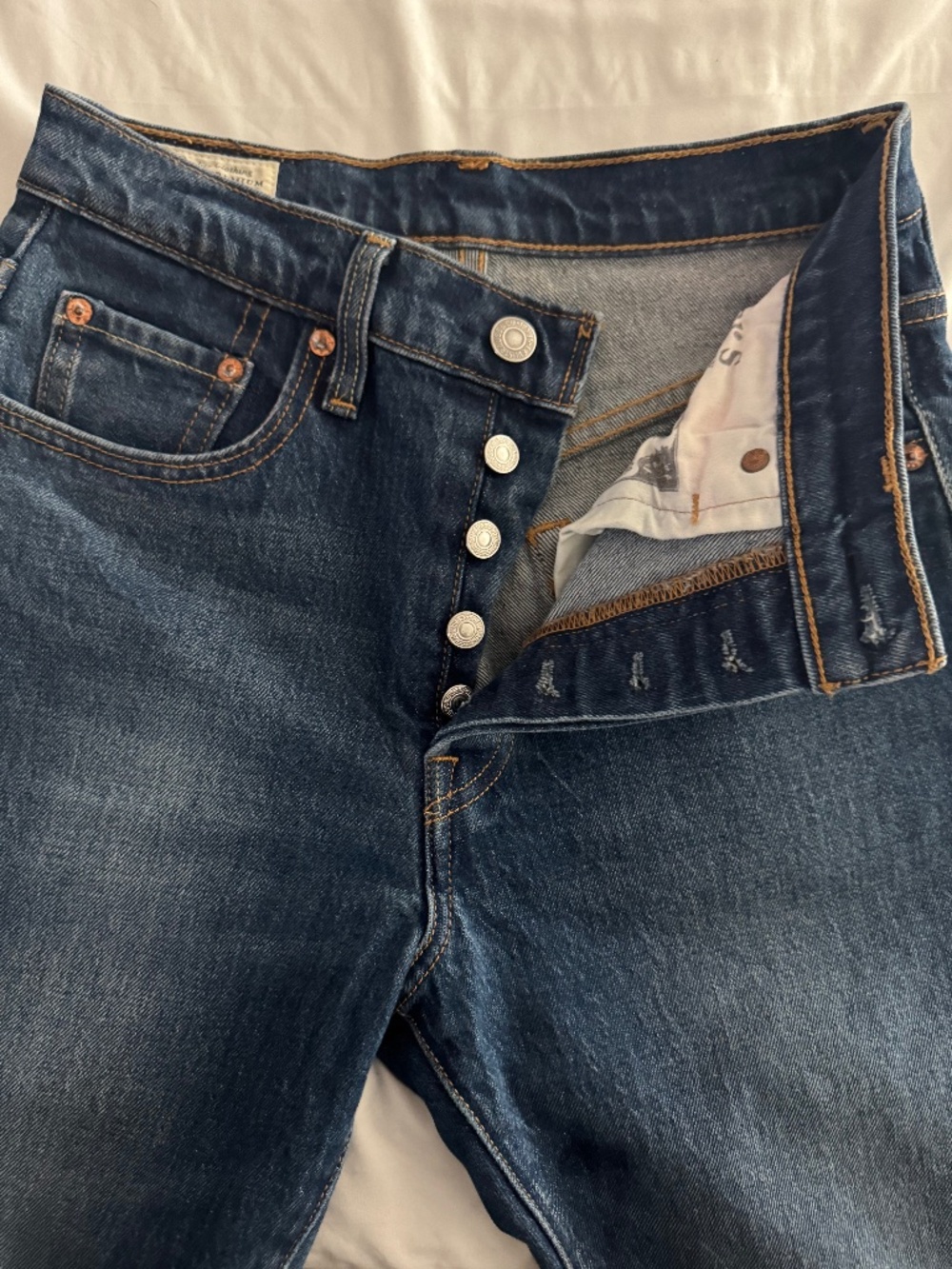 Levi’s Premium Dark Wash Jeans W25 L30 High Rise Stretch Denim Women’s